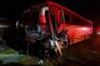 Acidente entre ônibus de turismo e carreta deixa ao menos 18 feridos na ERS-406