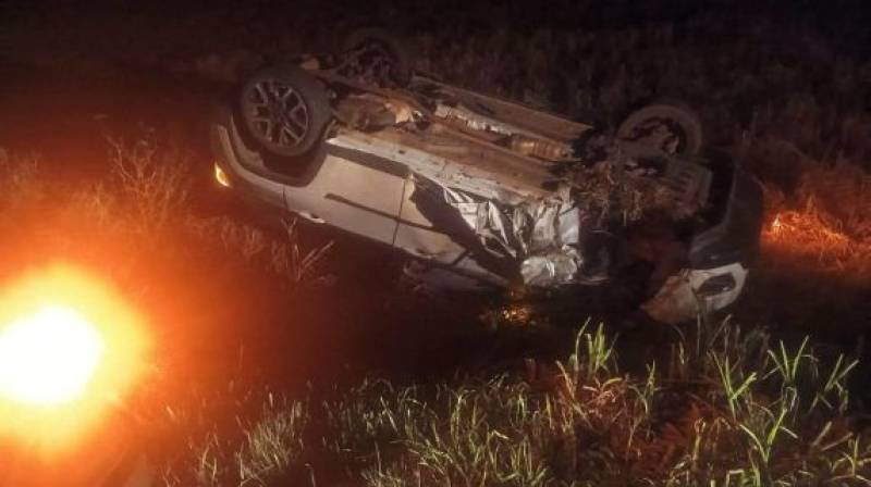 Colisão entre Fiat Strada e Jeep Compass deixa dois adultos feridos na VRS-824