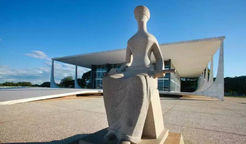 Supremo decide que municípios não podem cobrar IPTU com alíquota maior por causa do tamanho do imóvel