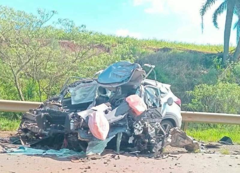 Homem morre após colisão entre carreta e SUV na BR-158