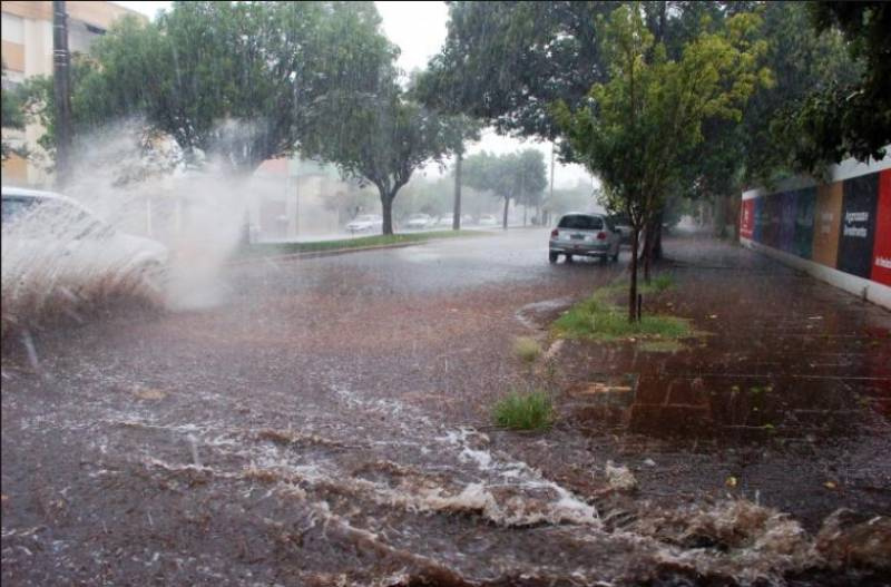 Chuva volumosa ameaça o RS uma semana após cheias em rios, alerta MetSul