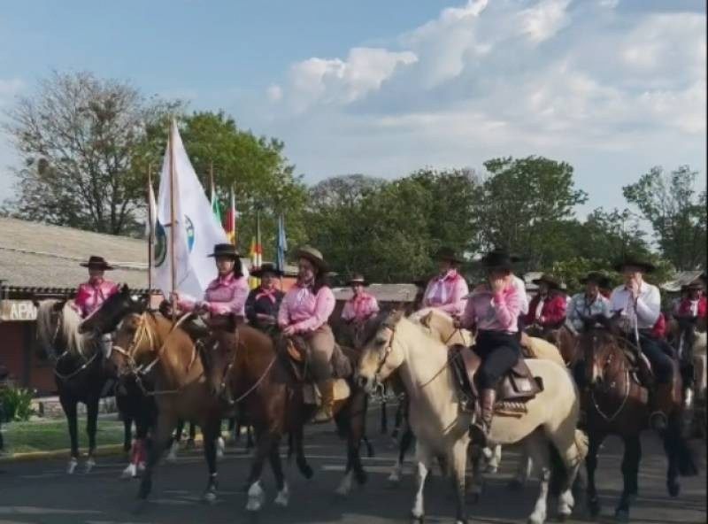 9ª Cavalgada Feminina da Cândida reúne mulheres de Santo Ângelo e região em celebração à tradição gaúcha