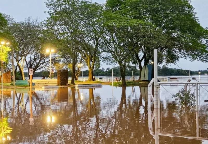 Rios seguem acima da cota de inundação em meio a novo episódio de chuva no RS