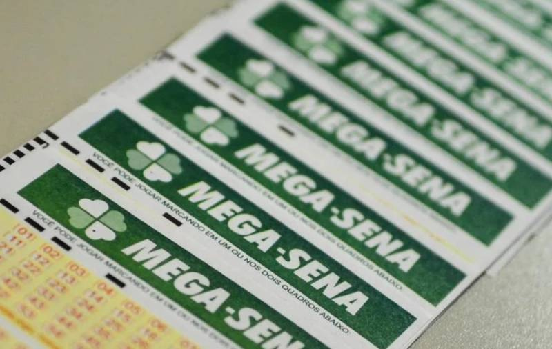 Mega-Sena pode pagar R$ 150 milhões em sorteio de terça-feira,13