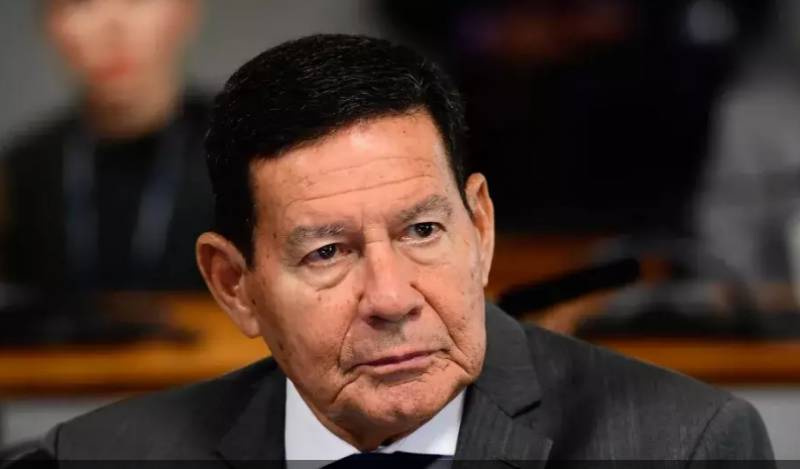 Senador gaúcho Hamilton Mourão foi o único que votou contra o fim da escala de trabalho 6×1