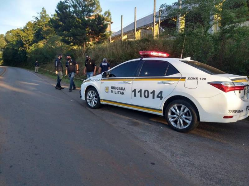 Corpo é localizado com marcas de facadas na ERS 324