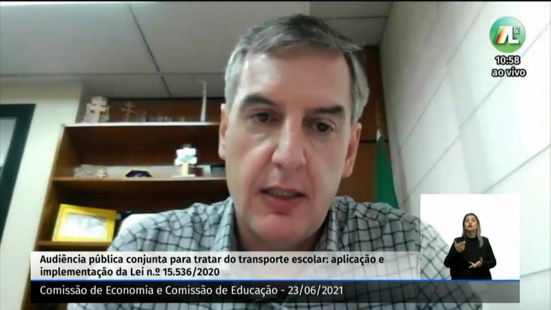 Transporte Escolar: Deputado Loureiro alerta que empresas estão falindo e pede uma solução definitiva