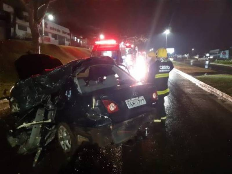 Dois jovens morrem em acidente de carro em Dois Irmãos