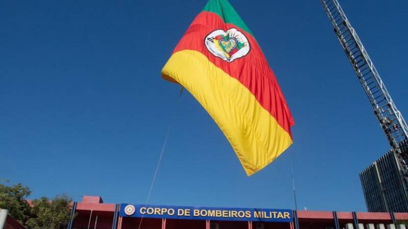 Governador decreta luto oficial de três dias pela morte de bombeiros no incêndio da SS