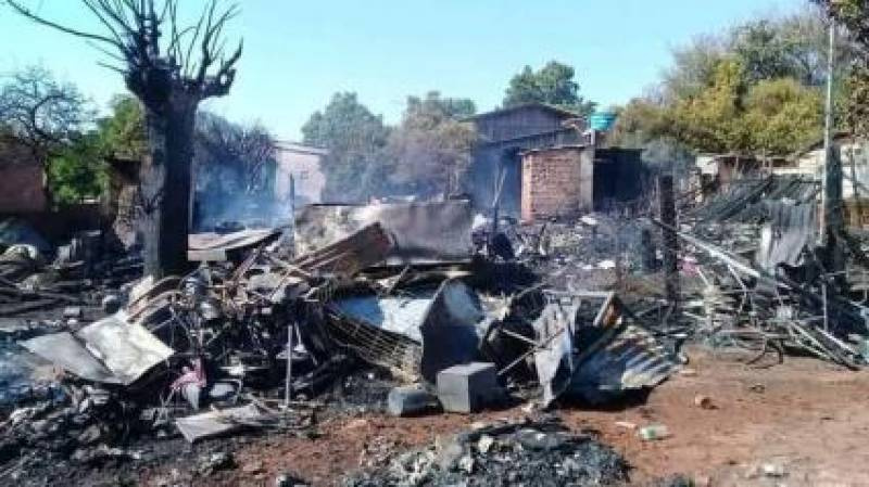 Incêndio consome duas residências no bairro João Goulart de Santo Ângelo