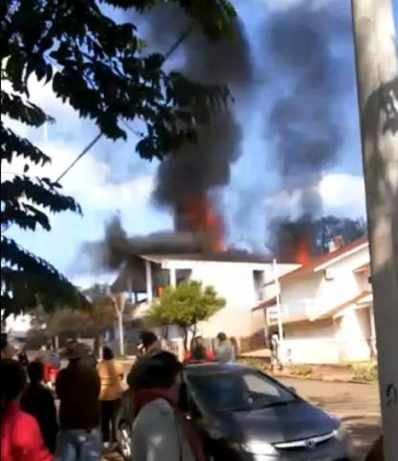 Incêndio de grandes proporções em Tucunduva