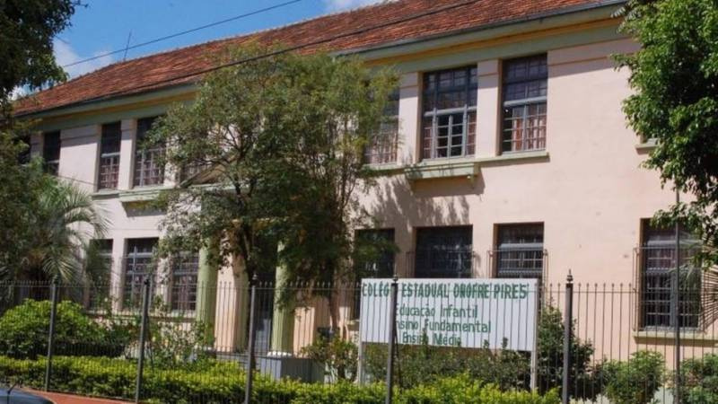 Aberto processo para a contratação temporária de 4 mil professores de Português e Matemática