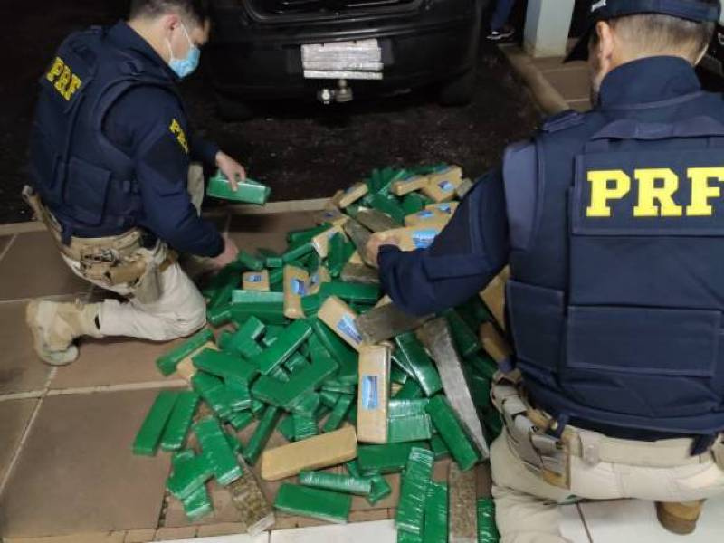 PRF prende quadrilha com 152 quilos de maconha em Lagoa Vermelha