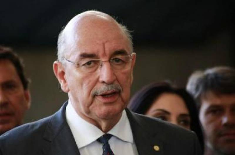 Deputado Osmar Terra deixa UTI