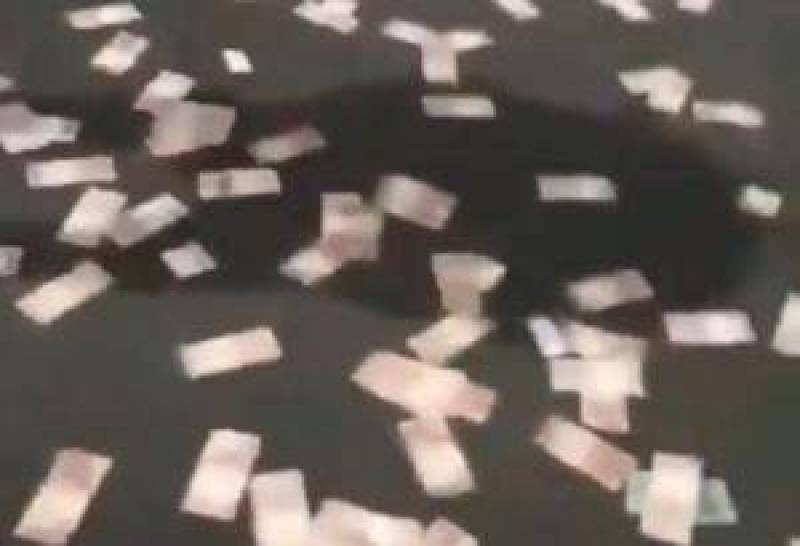 Quatro moradores foram detidos em Criciúma ao recolherem dinheiro de assalto