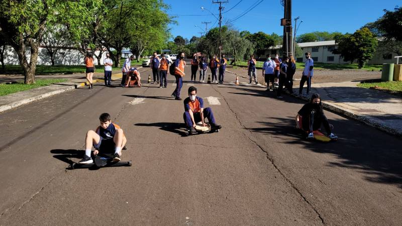 9º Arrancadão de Carrinhos de Rolimã mobiliza estudantes na Escola da URI