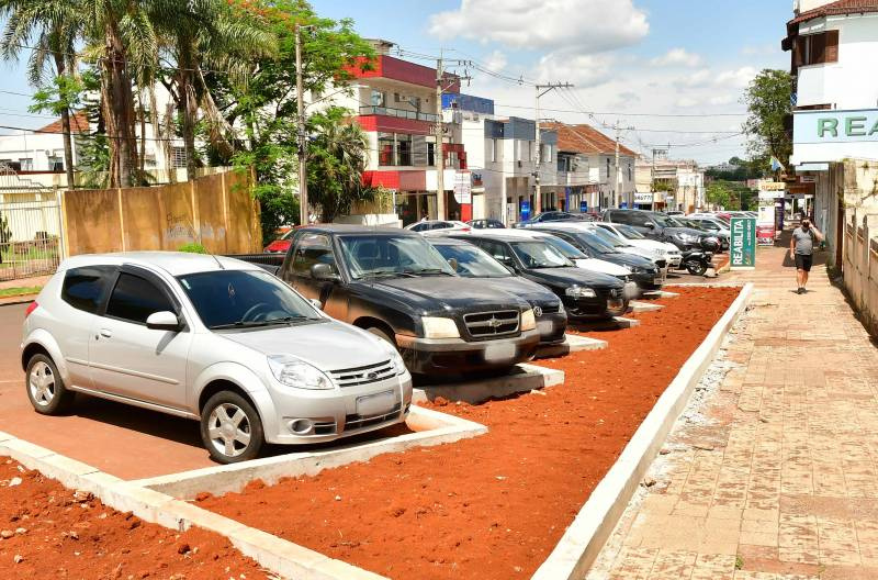 Revitalização da Rua Antônio Manoel estará concluída até o Natal