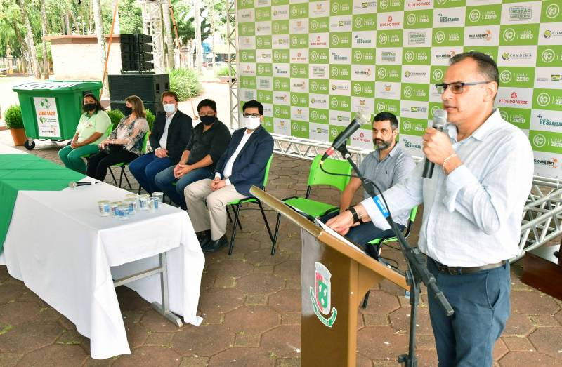 Entregues novos equipamentos para qualificar o gerenciamento dos resíduos sólidos