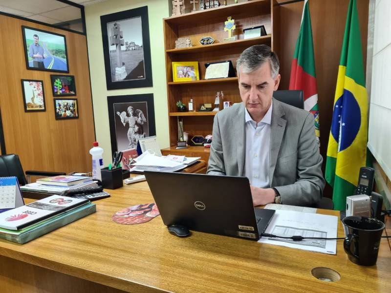 Sinal da Oi melhora em Garruchos após manutenção de torre