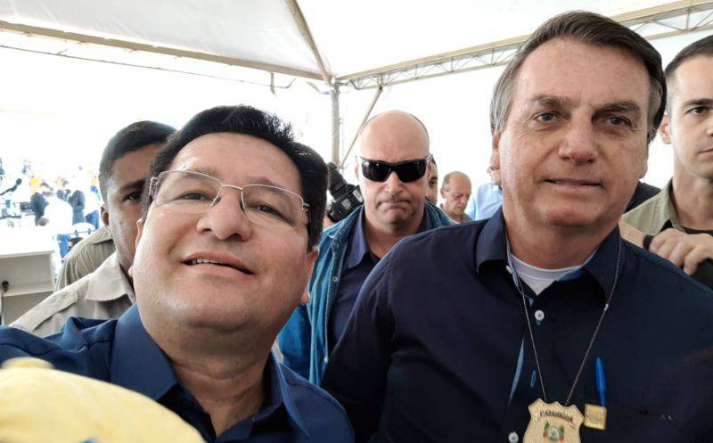 Vereador Santoangelense Carlos Gonçalves com Bolsonaro e Sanderson na Inauguração da Ponte do Guaíba