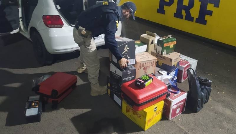 Jovem é preso com bebidas importadas ilegalmente em Santiago