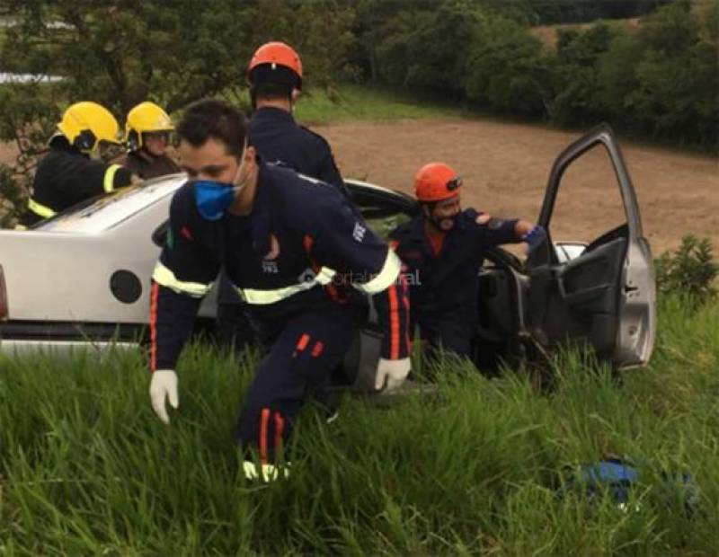 Acidente envolve três veículos e três pessoas ficam feridas na RS 344, em Santa Rosa