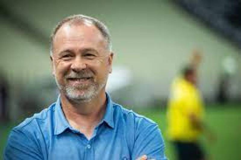 Mano Menezes é o novo técnico do Inter