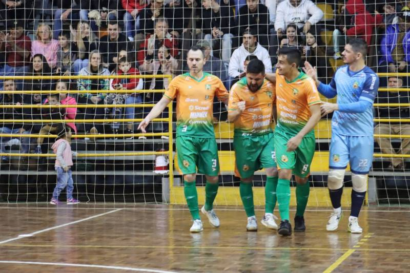 Entre-Ijuís Futsal goleia o Pinheiro de Carazinho