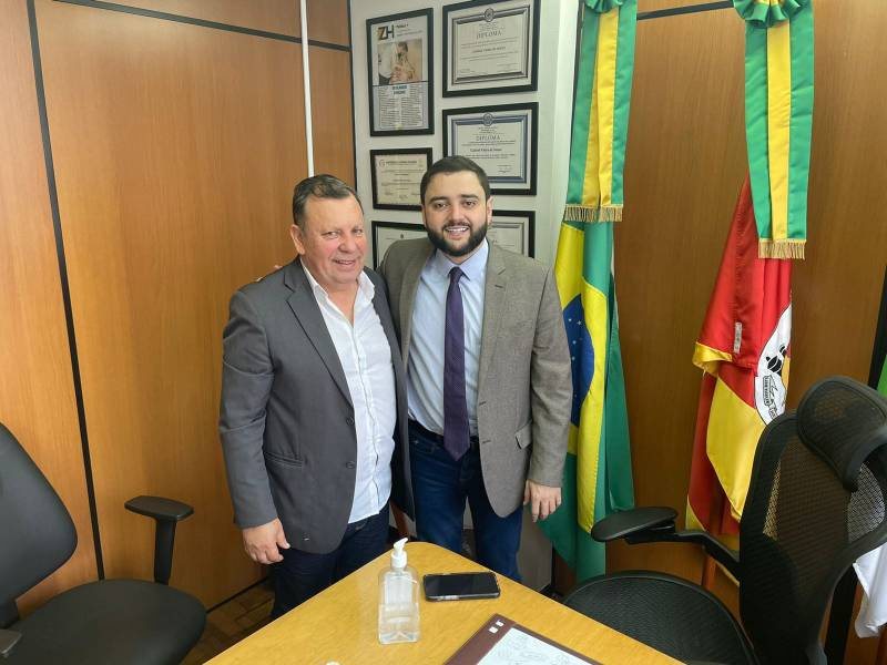 Presidente da Câmara de vereadores se reúne com candidato a vice governador 