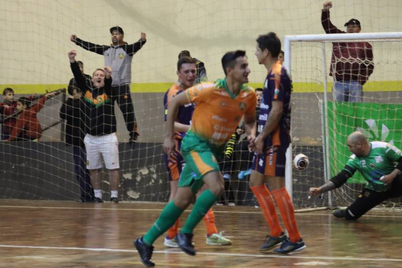 Entre-Ijuís defende liderança contra Maçambará